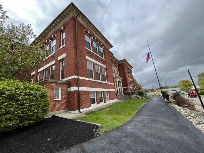 Foto del edificio - 926 Southbridge St