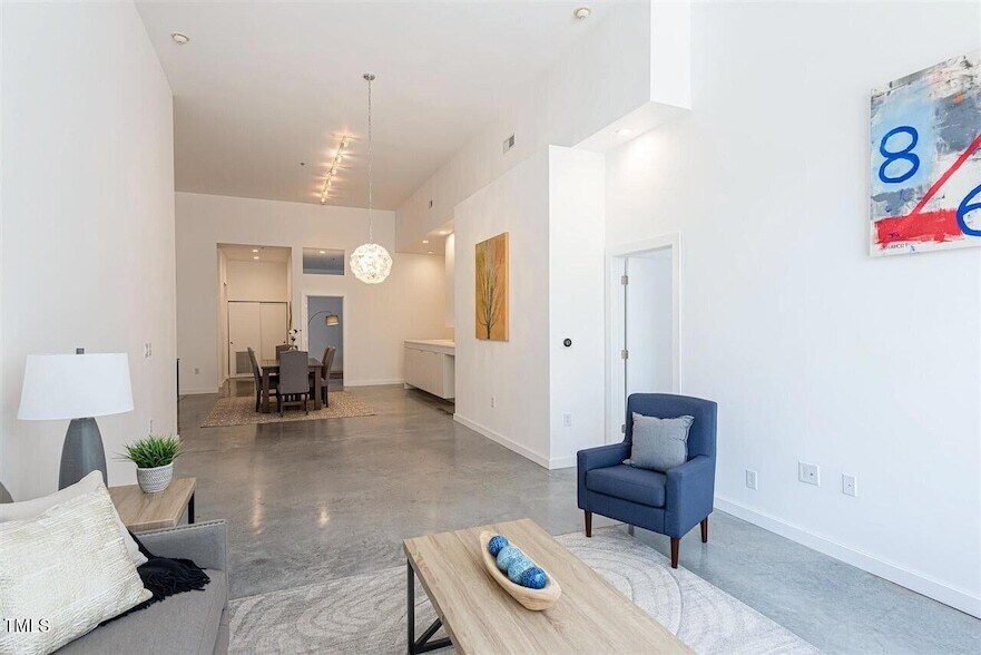Foto principal - 319 Fayetteville St