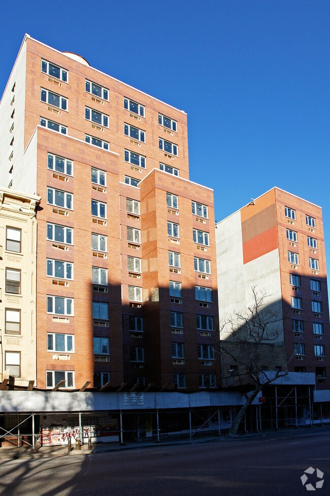 Building Photo - The Emmerson Apartments