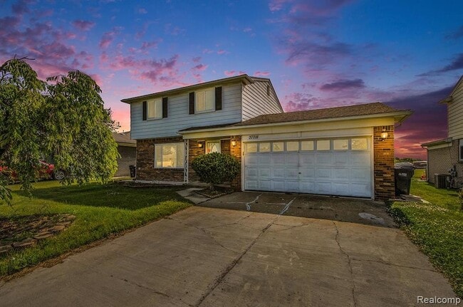 Building Photo - 37718 Douglas Ct