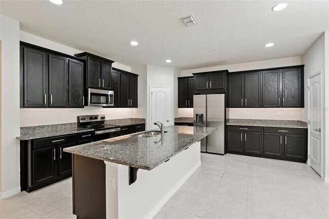 Foto del edificio - 350 Misty Grove Ln