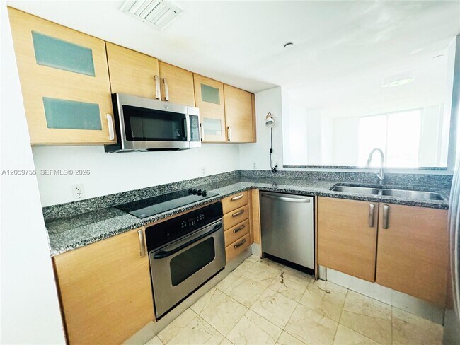Foto del edificio - 2101 Brickell Ave