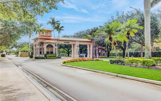 Foto del edificio - 5015 Stillwater Terrace