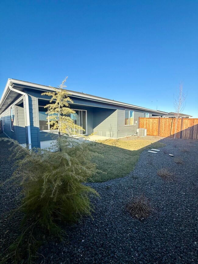 Foto del edificio - 12059 W Anthos Ln