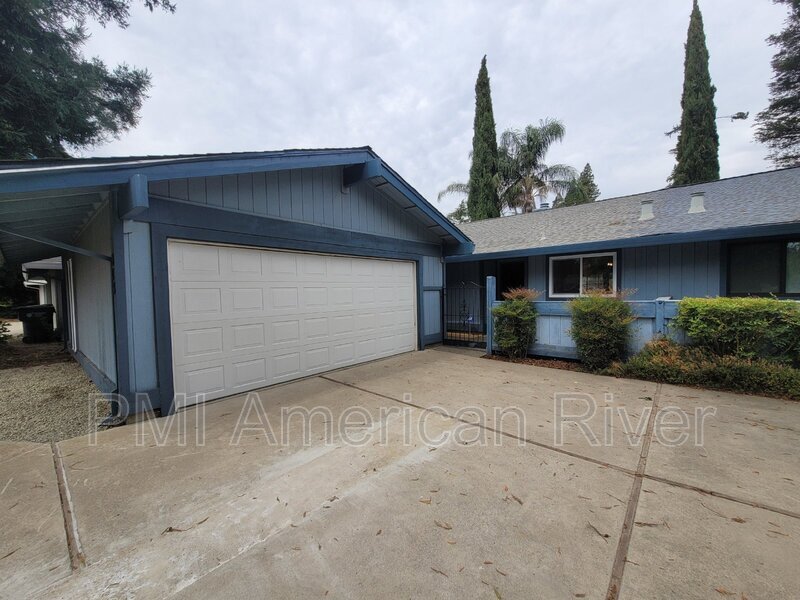 Primary Photo - 813 Florin Rd