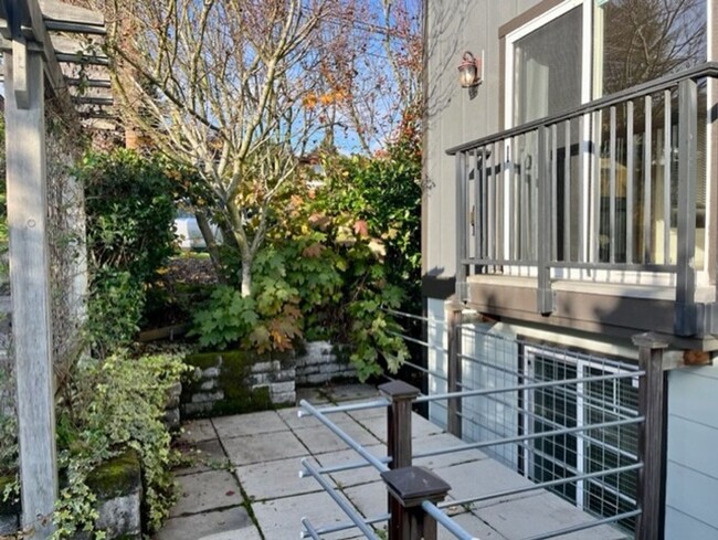 Foto del edificio - Magnolia Townhome