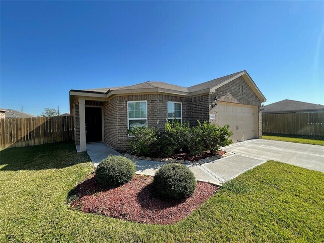 Foto del edificio - 5015 Jagged Cliff Ln