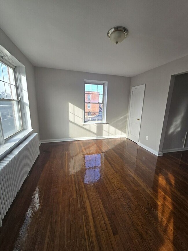 Foto del edificio - 3300 East Capitol St NE