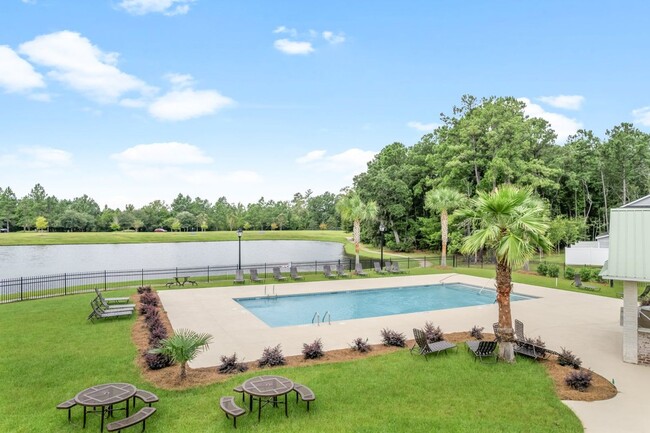 Foto del edificio - Furnished rental/Short Term Available