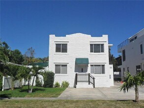 Building Photo - 110 NE 16th Terrace