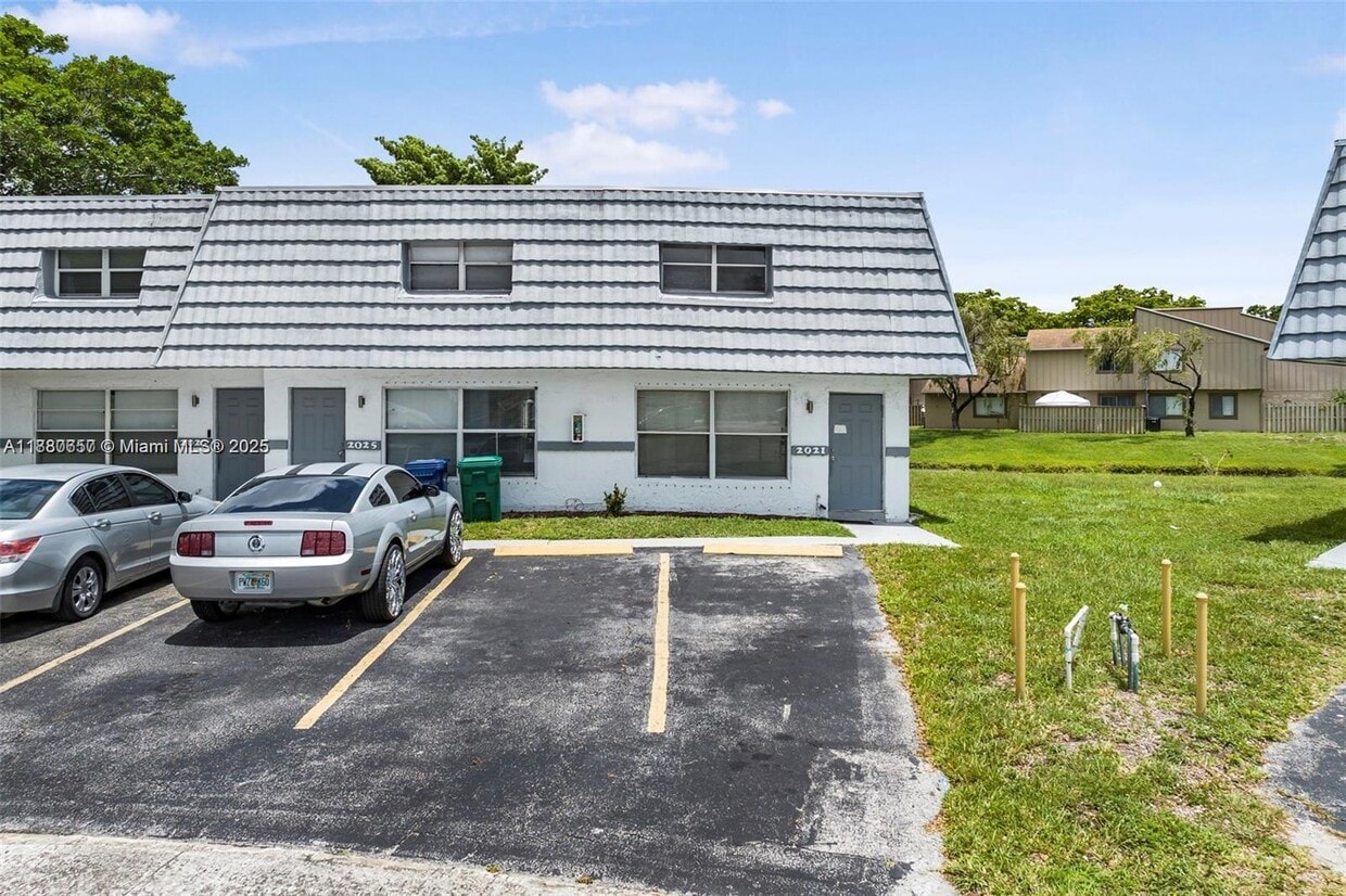 Primary Photo - 2021 NW 59th Terrace