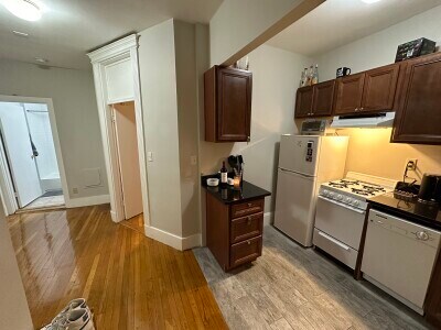 Foto principal - 12 Edgerly Rd