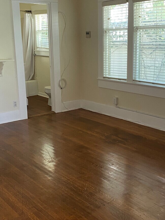 Foto del edificio - 3754 1st Ave