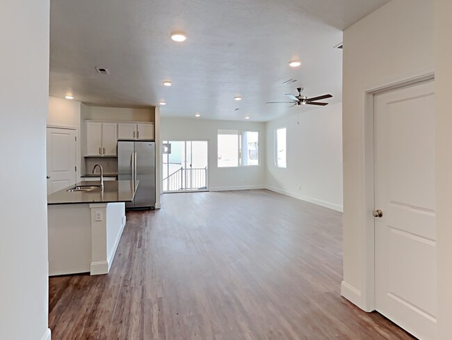 Building Photo - 2703 W 3340 South