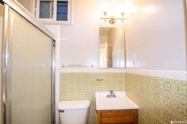 Foto del edificio - 3175 24th St