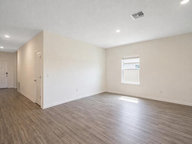 Foto del edificio - 4713 SW 83rd Lp