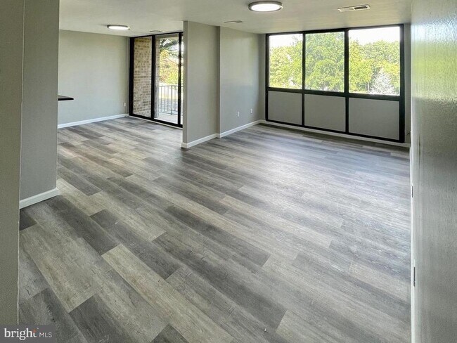 Building Photo - 505 N Armistead St