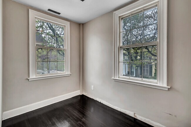 Foto del edificio - 601 Chapel St