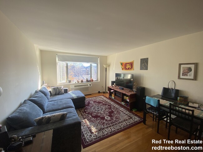 Unit #403 2bed available 2/1 - 29 Vernon St