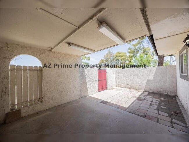 Foto del edificio - 720 S Dobson Rd