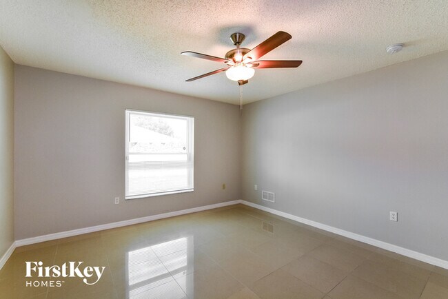 Foto del edificio - 307 Michigan Ln