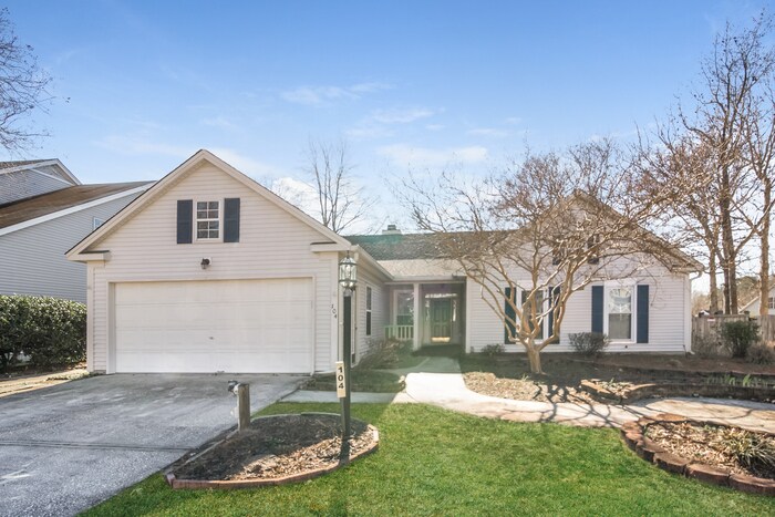 Foto principal - 104 Monsarret Ln