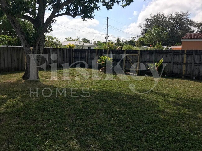 Foto del edificio - 17470 NE 19th Ave