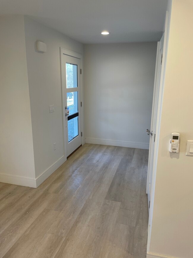 Entry - 24 Saint Anthonys Ln