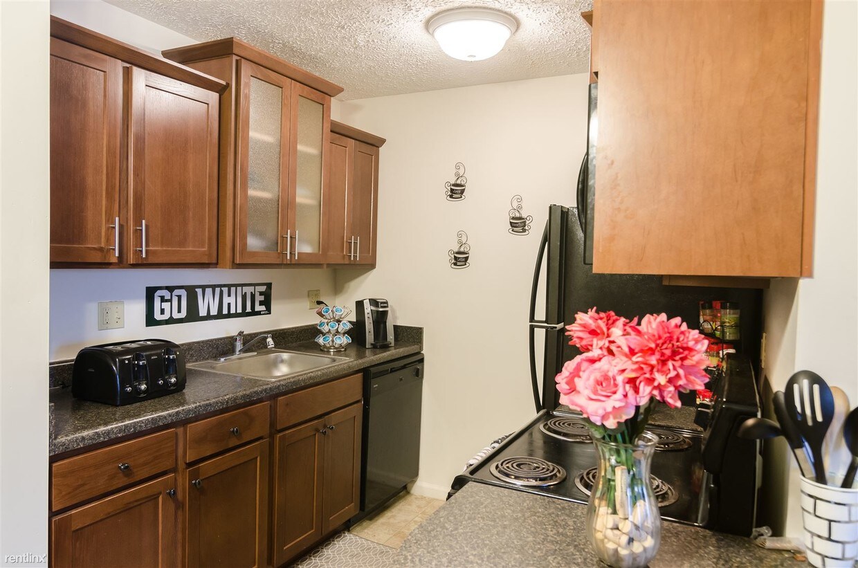 Foto principal - 1547 N Hagadorn Rd