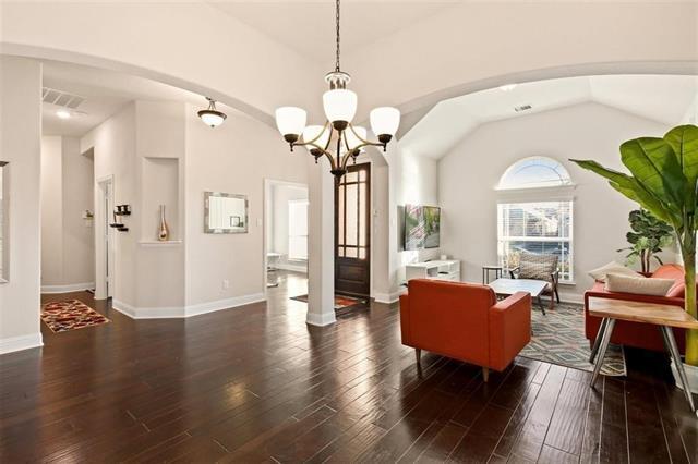 Building Photo - 1313 Baynes Dr