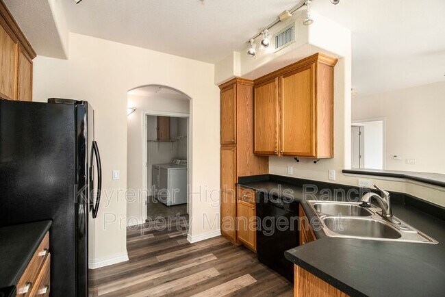 Foto del edificio - 18657 Stroh Rd