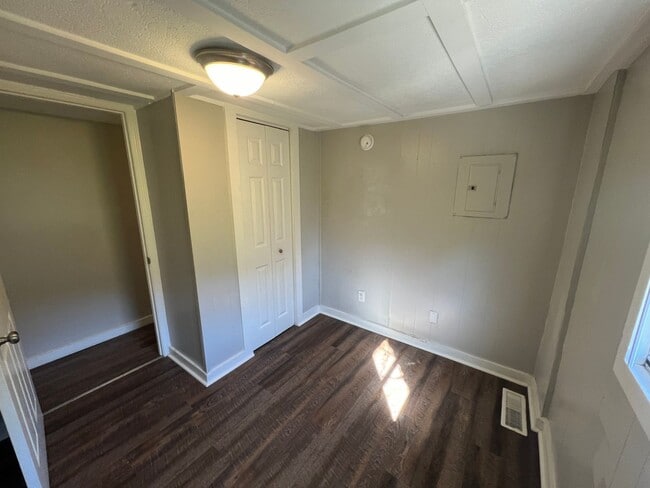 Foto del edificio - 3 bed 2 bath