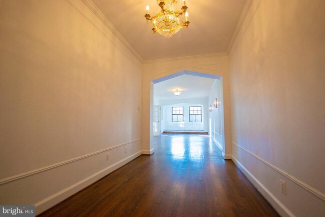 Foto del edificio - 2737 Devonshire Pl NW
