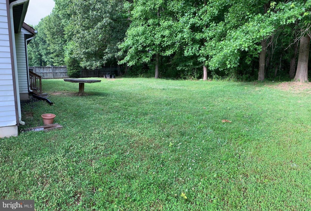 Primary Photo - 12402 Proxmire Dr
