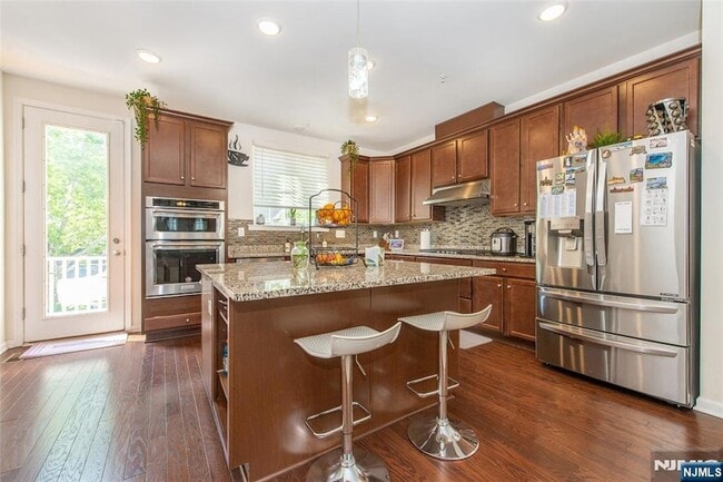 Foto del edificio - 9 Landmark Ln