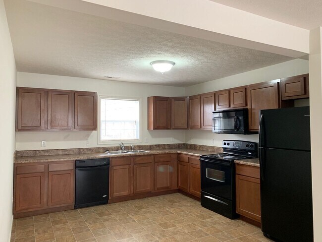 Foto del edificio - 3 Bedroom 2.5 Bath Townhouse
