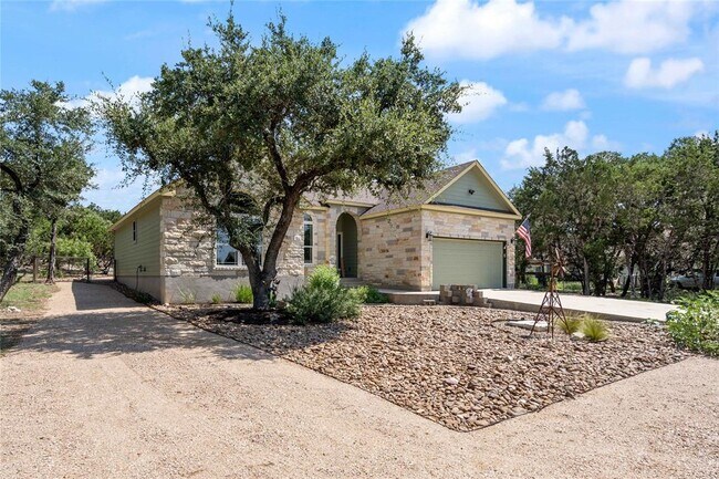 Building Photo - 8 Cochise Ct