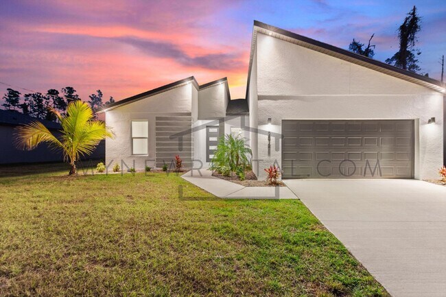 Building Photo - Deposit-Free! Modern, energy efficient hom...