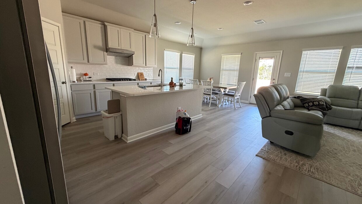 Building Photo - 1326 Arcadian Rose