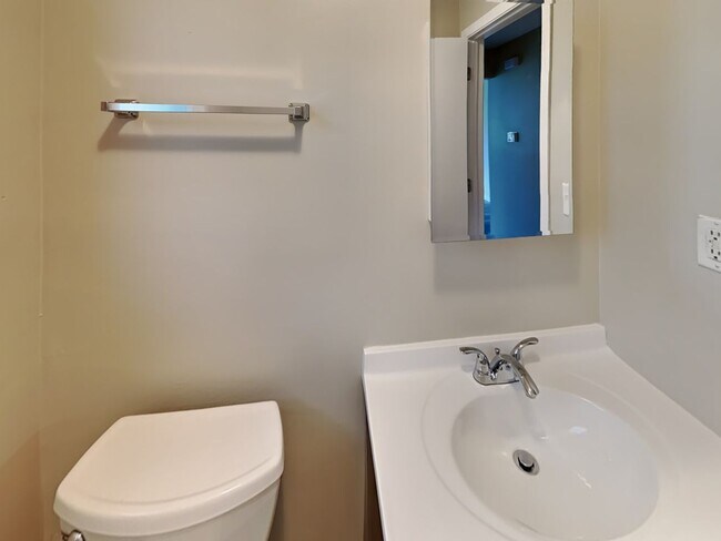 Foto del edificio - 602 Banbury Ct