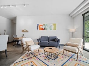 Building Photo - 3003 E 30th Ave