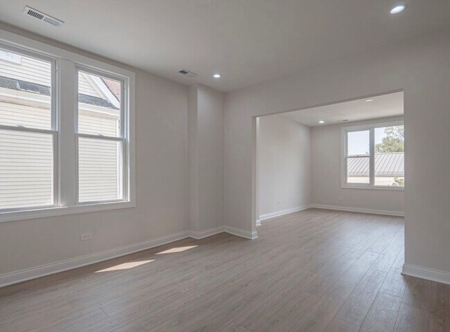 Foto del edificio - 7047 S Princeton Ave