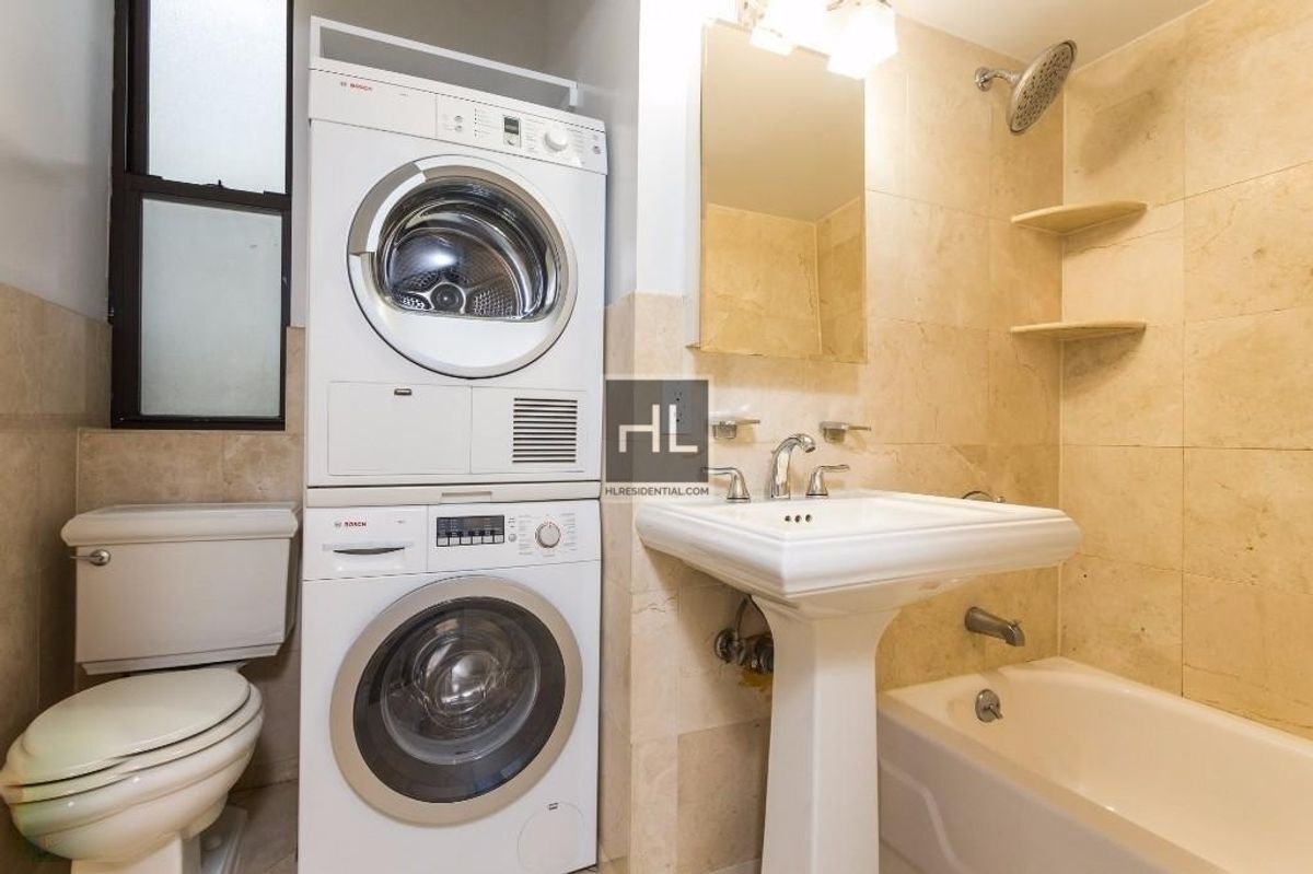 Foto del edificio - E 18TH ST.