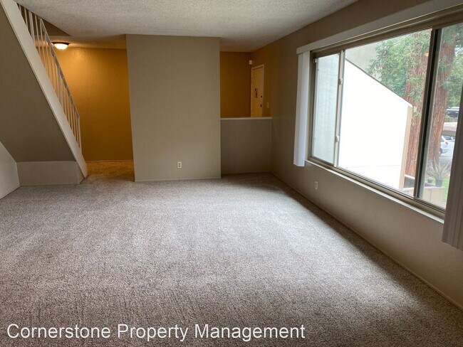 Foto del edificio - 3 br, 2.5 bath House - 4415 Norwalk Dr #5