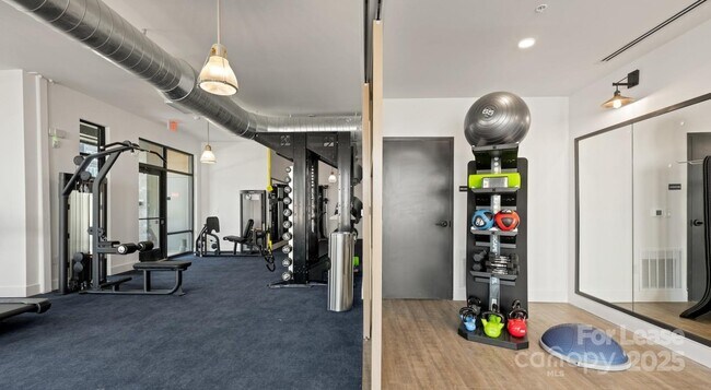 Foto del edificio - 2314 Berryhill Rd