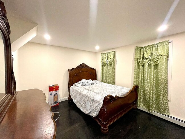 Foto del edificio - 111-22 158th St