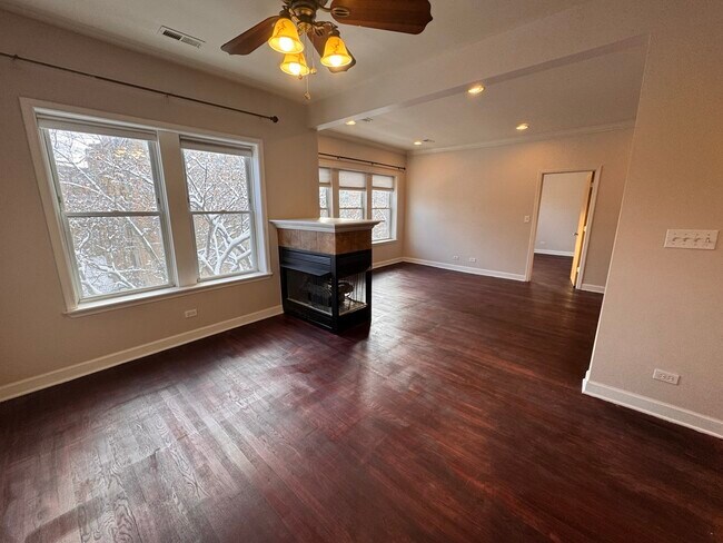 Foto del edificio - 1342 W Estes Ave