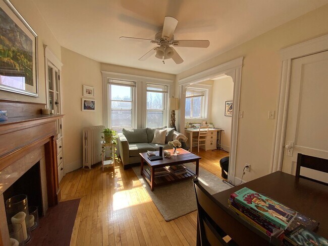 Foto del edificio - 331 Harvard St