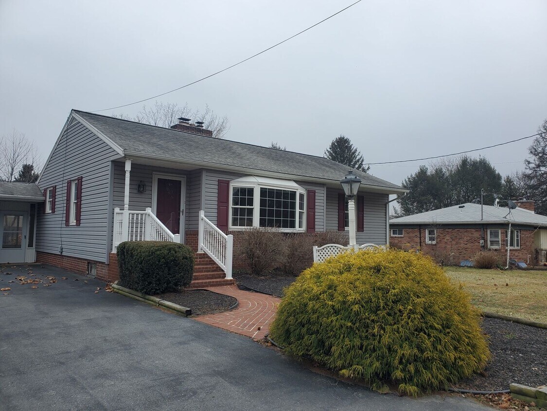 Primary Photo - 3 Bedroom, 2 Bathroom Home in Wrightsville