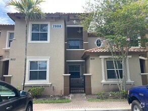 Building Photo - 2888 Hidden Hills Rd